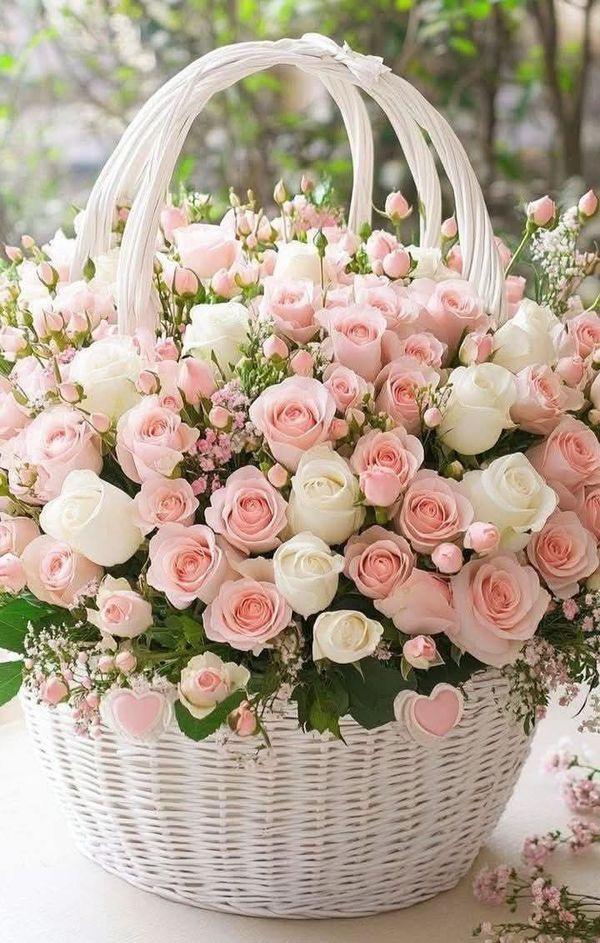 Everyday Balance Quide workshop space where corporate flower arrangements are designed and prepared for business delivery